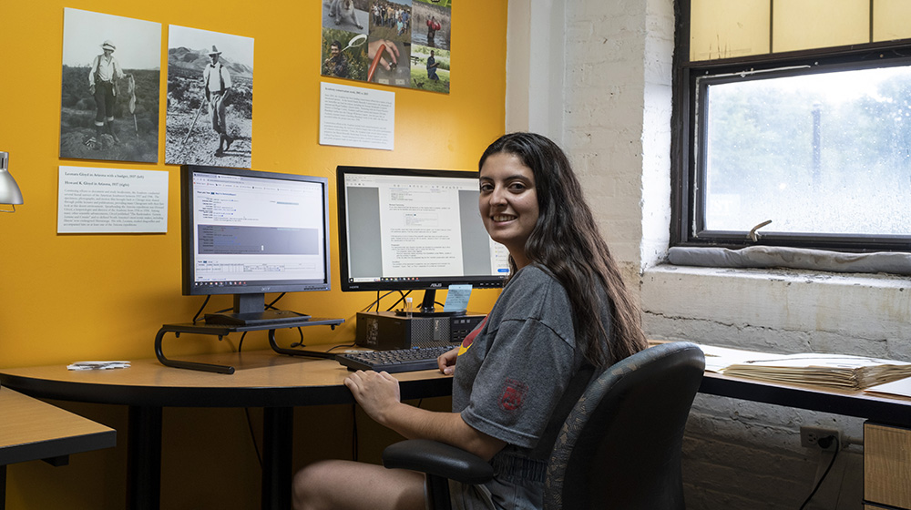 Marinda Vacanti at a desk